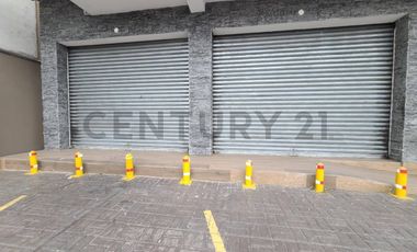Locales en Alquiler – Kennedy Norte.