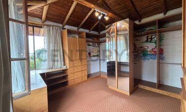 Vendo Quinta Conocoto sector Armenia 1 entre puente 8 y 9