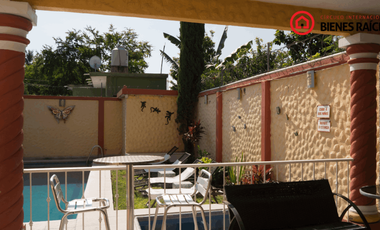 Hotel en Venta La Posada, a solo 3 min del Rollo parque acuático.