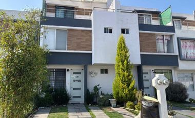 Casa en Venta en Sandara Residencial Zinacantepec
