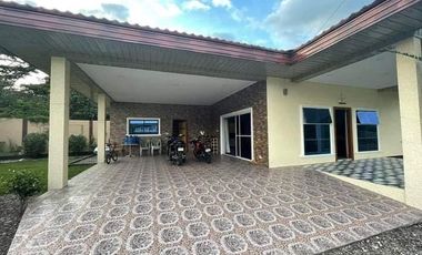 4 BEDROOM HOUSE AND LOT FOR SALE
