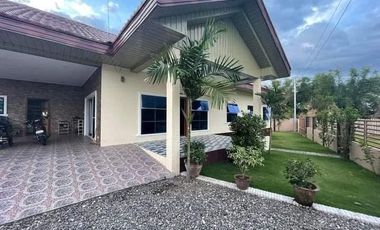 4 BEDROOM HOUSE AND LOT FOR SALE