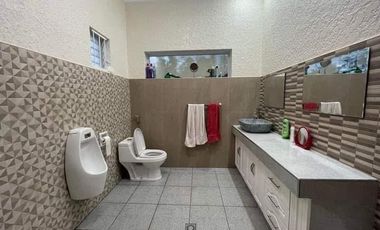 4 BEDROOM HOUSE AND LOT FOR SALE