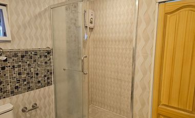 5 Bedrooms House For Rent near Clark!
