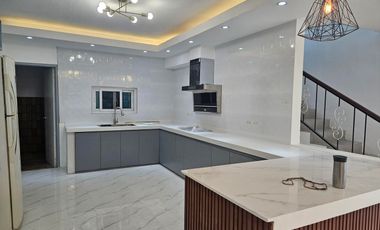 5 Bedrooms House For Rent near Clark!