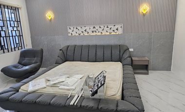 5 Bedrooms House For Rent near Clark!