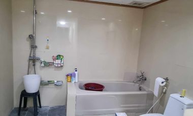 3BR with Balcony & Parking FOR SALE at 8 Wack Wack Condominium Mandaluyong