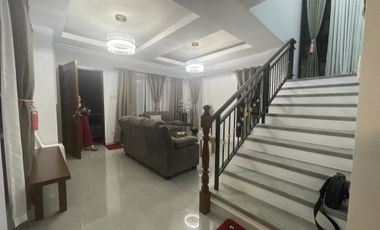 4 bedrooms w/attic