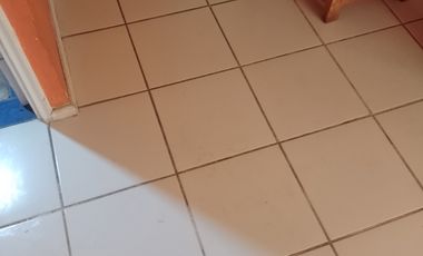 HERMOSA CASA ESQUINA, DE DOS PISOS, EXCELENTE BARRIO
