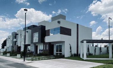Casas Nuevas Venta en Zinacantepec Frente a la Ex Hacienda de Barbabosa y cerca de prestigiosas universidades como la Siglo XXI y el TEC de Monterrey
