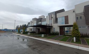 Casas Nuevas Venta en Zinacantepec frente a universidad Siglo XXI, 10 min  TEC de Monterrey , 5 min Estación Zinacantepec tren Insurgente