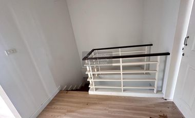 FOR SELL Townhouse/Townhome  Metrotown 3 Huai Wang Nong  CX-122955
