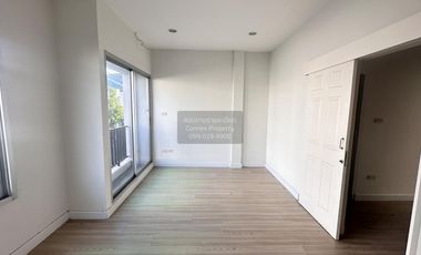 FOR SELL Townhouse/Townhome  Metrotown 3 Huai Wang Nong  CX-122955