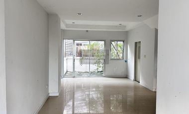 FOR SELL Townhouse/Townhome  Metrotown 3 Huai Wang Nong  CX-122955