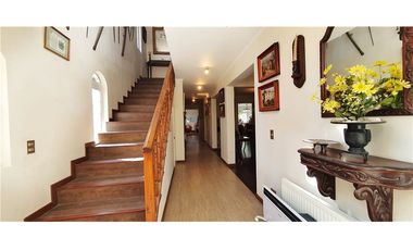 ENCANTADORA CASA CONDOMINIO