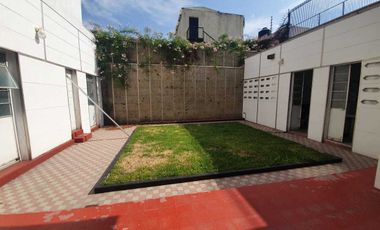 Casa en renta Colonia Americana acondicionada para oficina uso comercial