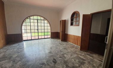 Casa en renta Colonia Americana acondicionada para oficina uso comercial