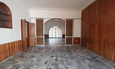 Casa en renta Colonia Americana acondicionada para oficina uso comercial