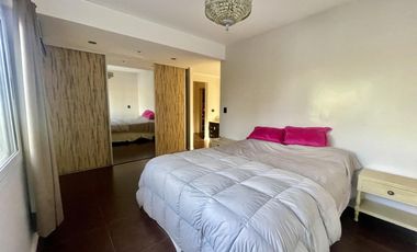 Casa a la laguna en alquiler con o sin muebles en ALTAMIRA.