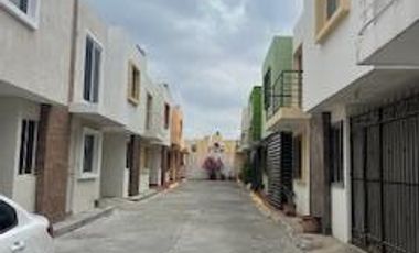 Casa en Venta en Col. Del Pueblo, Tampico Tamaulipas.