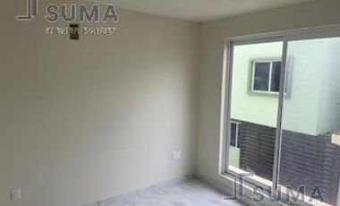 Casa en Venta en Col. Del Pueblo, Tampico Tamaulipas.