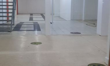 Se arrienda lindo Local
