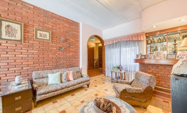 Venta Casa Lote propio 4 amb Pileta Cochera Jardín