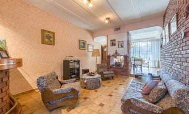 Venta Casa Lote propio 4 amb Pileta Cochera Jardín