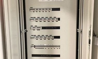 Oficina en Venta en Ideal Datacenter/Cowork Planta LIbre de 327 m2 Centro Cívico Teatinos / Huérfanos Venta Sin Comisión