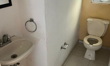 SE RENTA CASA EN BOSQUES DE CANTABRIA EN TOLUCA