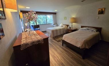 HERMOSA CASA EN VENTA O RENTA EN LOMAS HIPÓDROMO