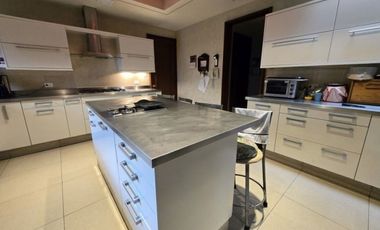 HERMOSA CASA EN VENTA O RENTA EN LOMAS HIPÓDROMO