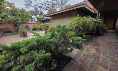 HERMOSA CASA EN VENTA O RENTA EN LOMAS HIPÓDROMO