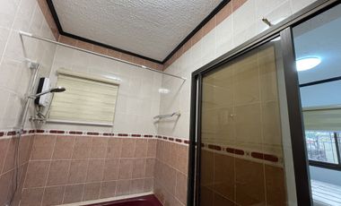 For Rent - 2 Bed, 2 Toilets Detached Bungalow with Garage and 3 Aircon Units.