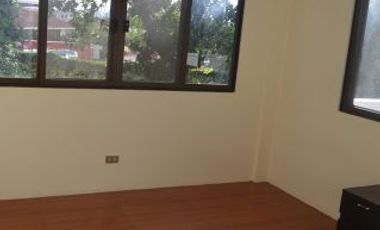 AVAILABLE NOW THE HOUSE IN STO. NINO VILLAGE WITH 8 BEDROOMS HOUSE