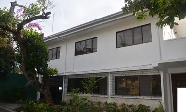 AVAILABLE NOW THE HOUSE IN STO. NINO VILLAGE WITH 8 BEDROOMS HOUSE