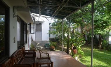 AVAILABLE NOW THE HOUSE IN STO. NINO VILLAGE WITH 8 BEDROOMS HOUSE