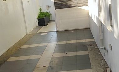 4 bedrooms and bathrooms with balcony each rooms.With good view and big balcony