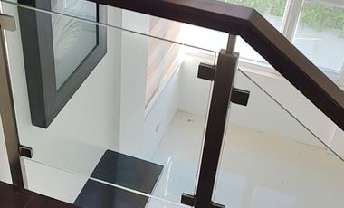 4 bedrooms and bathrooms with balcony each rooms.With good view and big balcony