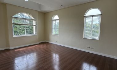KSB: AMORE AT PORTOFINO 4BEDROOM 100K