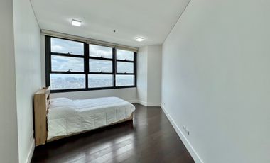GARDEN TOWERS: 3BR For Rent, 216 sqm, Furnished, 2 parking, P220,000