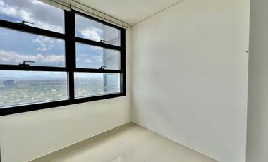 GARDEN TOWERS: 3BR For Rent, 216 sqm, Furnished, 2 parking, P220,000