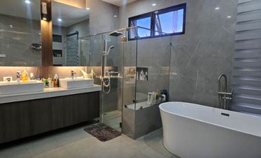 For Sale House & Lot BF Homes, Concha Cruz Dr ,Paranaque