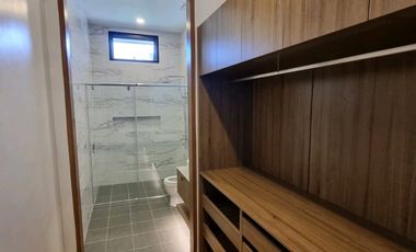 4 Bedrooms Gameroom and Pool in Ayala Alabang Village