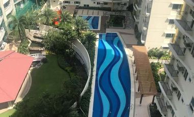 PASAY CONDO NEAR MOA PALM BEACH VILLAS 2BR CONDO UNIT FOR RENT with Parking