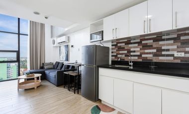THE MERIDIAN FOR SALE OR RENT: Loft-Type