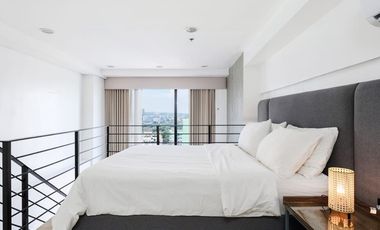 THE MERIDIAN FOR SALE OR RENT: Loft-Type
