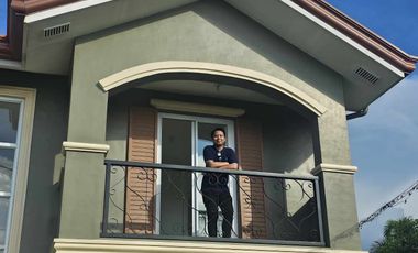 5 bedrooms and 3 bathrooms. Balcony and Carport living in a Peaceful and Clean