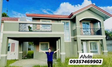 5 bedrooms and 3 bathrooms. Balcony and Carport living in a Peaceful and Clean