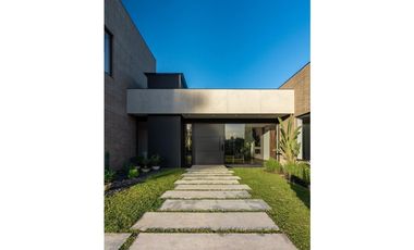 Venta de finca en La Ceja Condominio Monte Madero